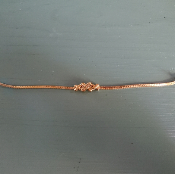 Gold Tone Bracelet - Picture 2 of 4